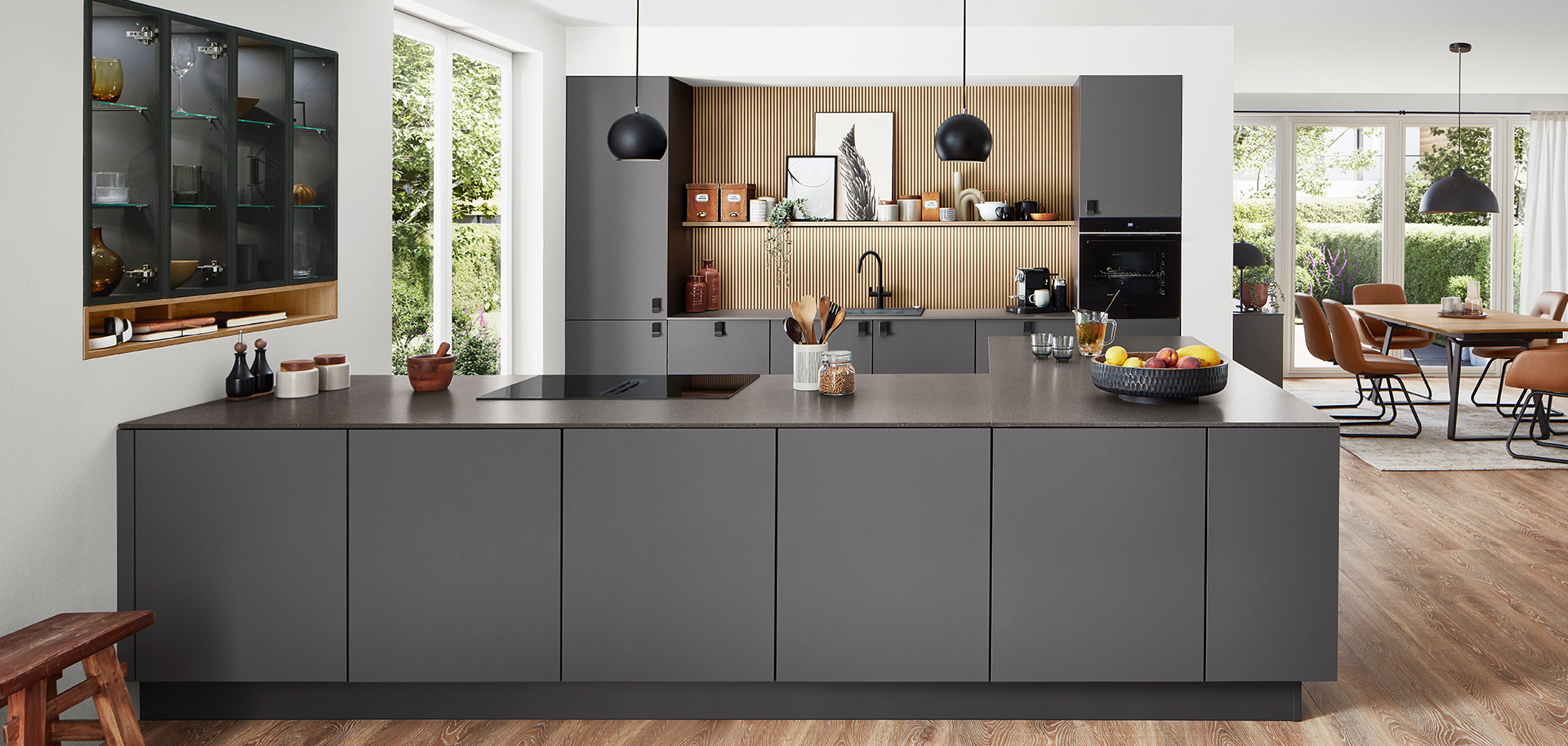 Moderne Einbauküche “SENSO 491“, Hochwertige Materialien, Individuelle 3D-Planung